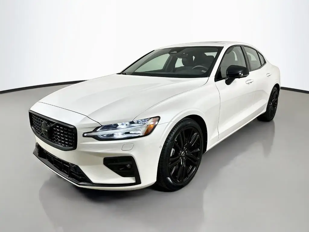 2024 Volvo S60 B5 Plus Black Edition
