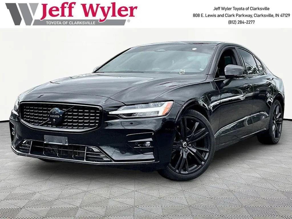 2023 Volvo S60 B5 Plus Black Edition