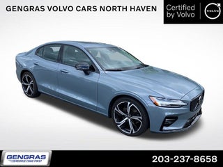2024 Volvo S60 B5 Core Dark Theme