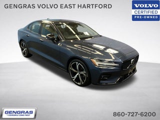 2024 Volvo S60 B5 Plus Dark Theme