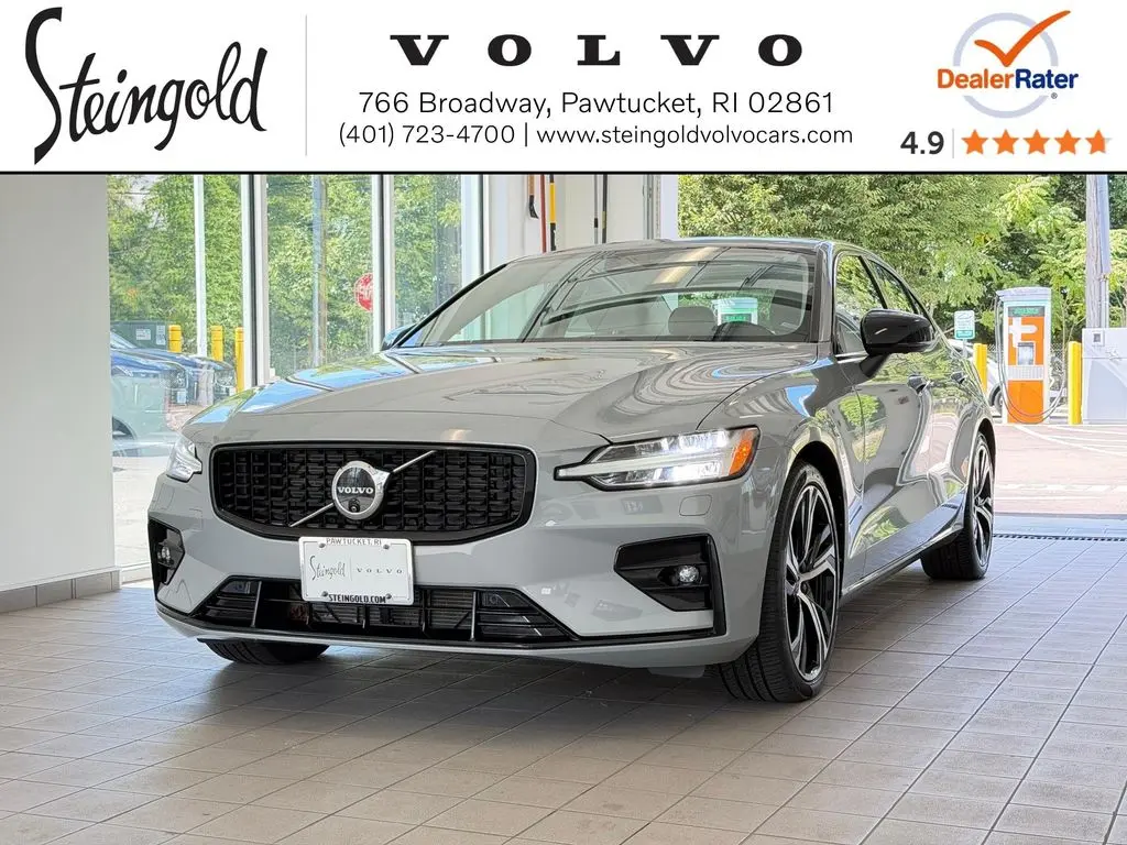 2024 Volvo S60 B5 Plus Dark Theme