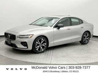2024 Volvo S60 B5 Plus Dark Theme