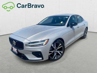 2024 Volvo S60 B5 Plus Dark Theme