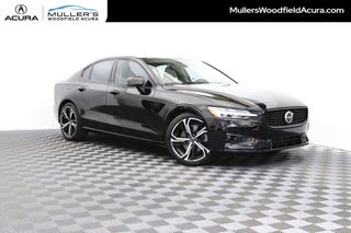 2024 Volvo S60 B5 Plus Dark Theme