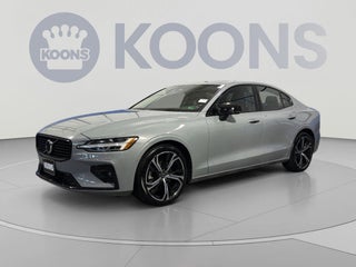2024 Volvo S60 B5 Plus Dark Theme