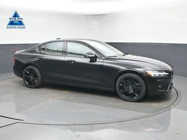 2023 Volvo S60 B5 Plus Black Edition