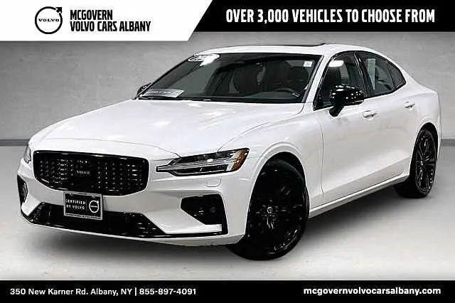 2023 Volvo S60 B5 Plus Black Edition