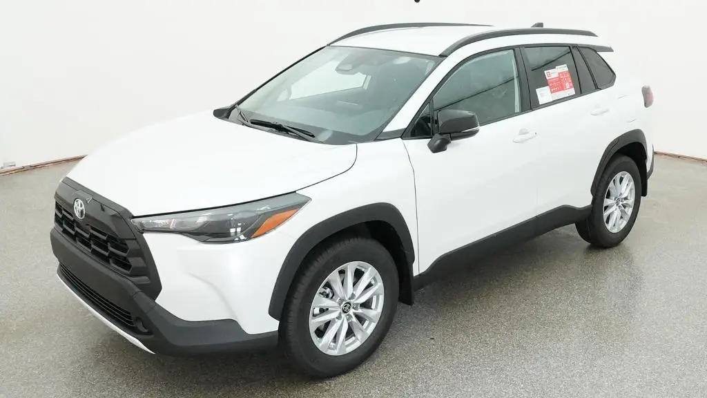 2026 Toyota Corolla Cross LE