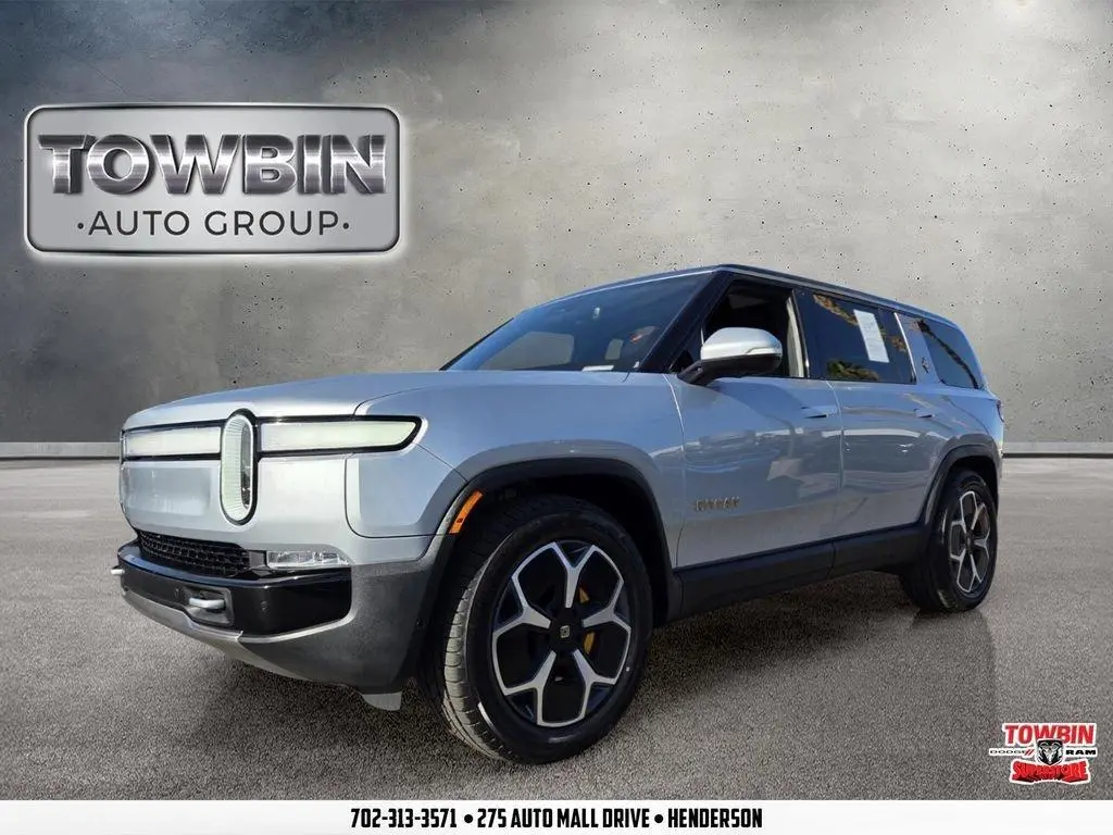 2024 Rivian R1S Adventure