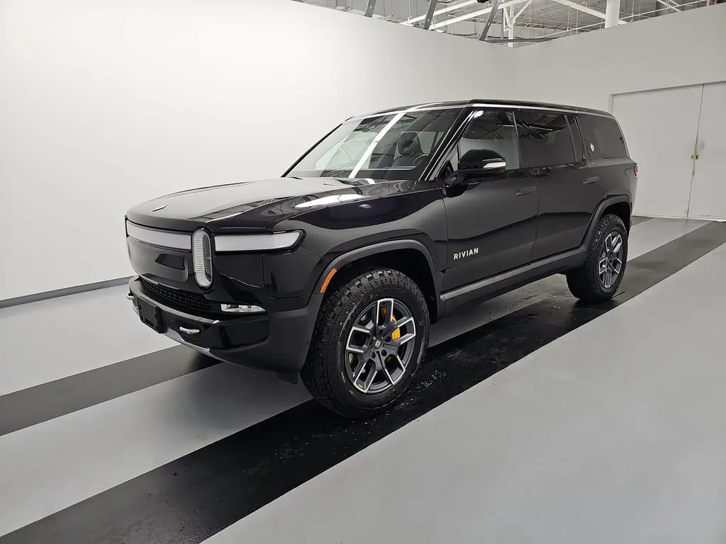 2023 Rivian R1S Adventure