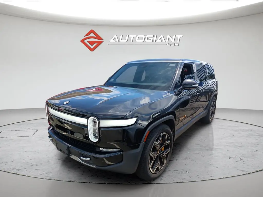 2023 Rivian R1S Adventure