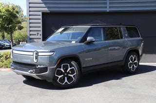 2024 Rivian R1S Adventure
