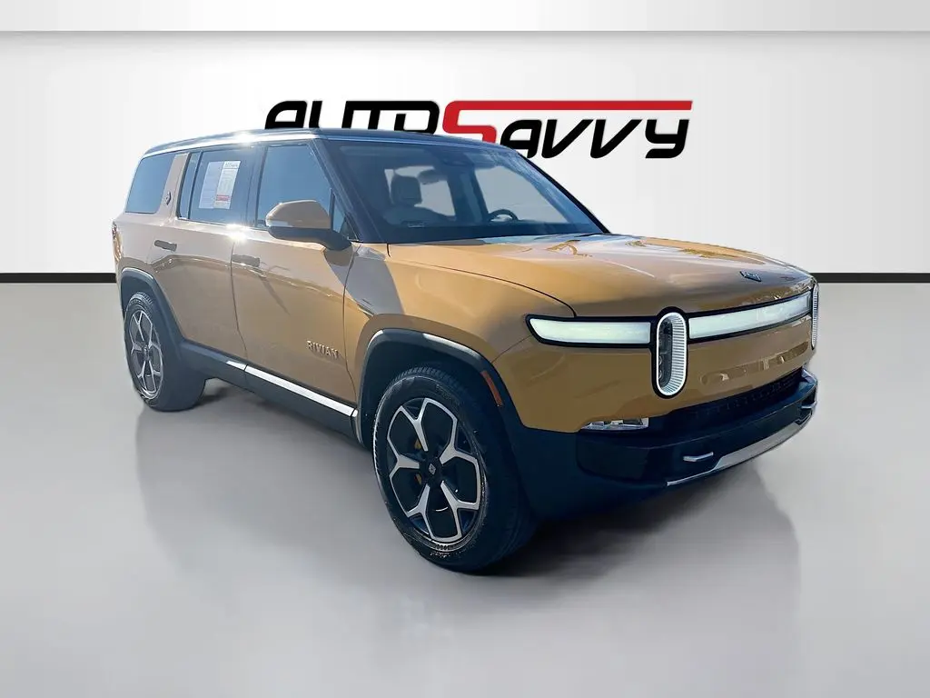 2023 Rivian R1S Adventure