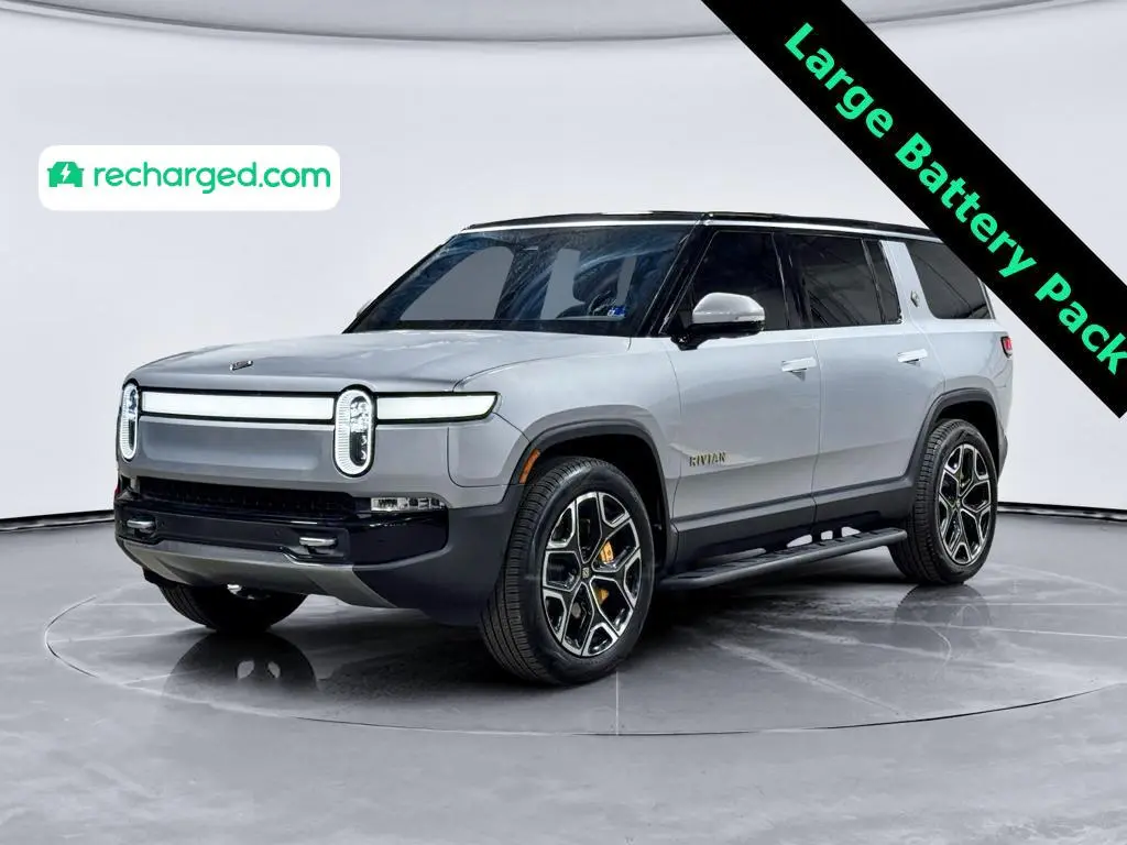 2024 Rivian R1S Adventure