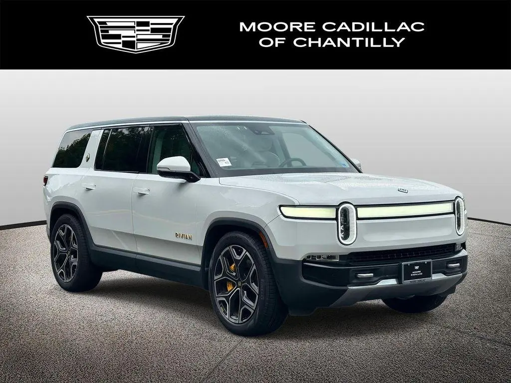 2023 Rivian R1S Adventure