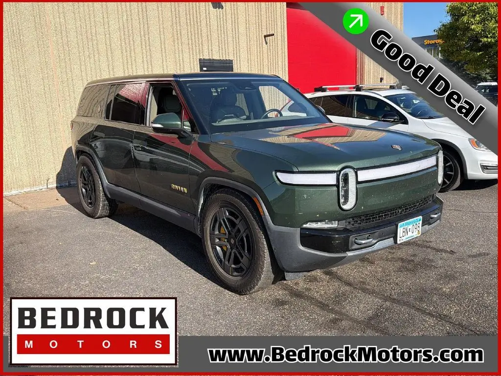 2023 Rivian R1S Adventure