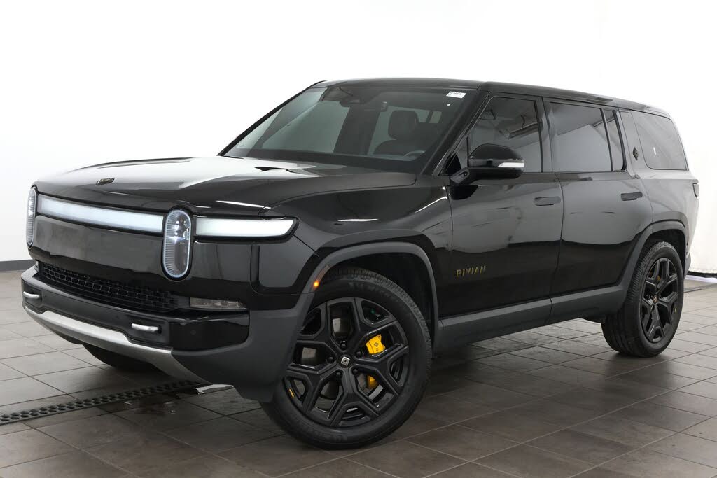 2023 Rivian R1S Adventure