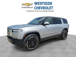 2025 Rivian R1S Adventure