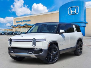 2023 Rivian R1S Adventure