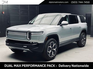 2024 Rivian R1S Adventure