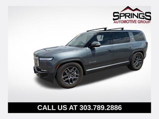 2024 Rivian R1S Adventure