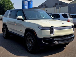 2025 Rivian R1S Ascend