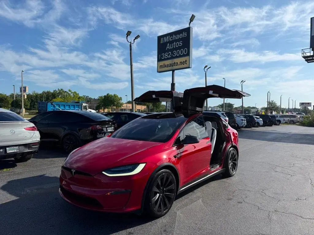 2022 Tesla Model X Plaid