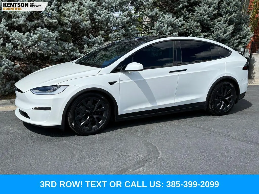 2023 Tesla Model X Plaid