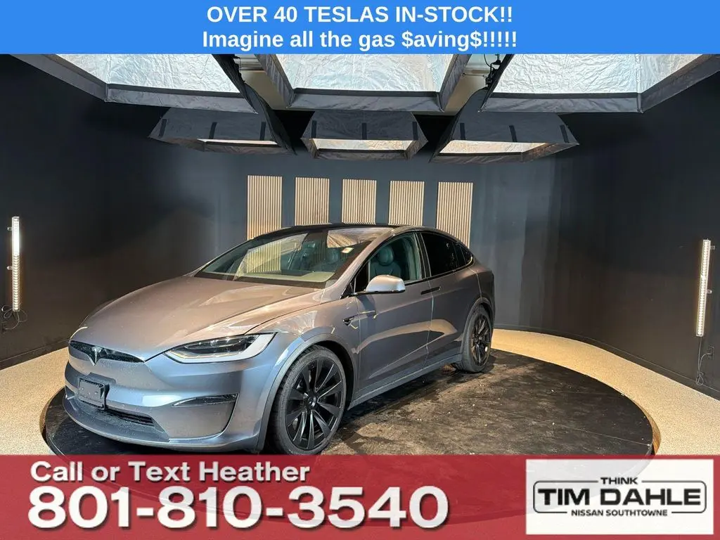 2022 Tesla Model X Plaid