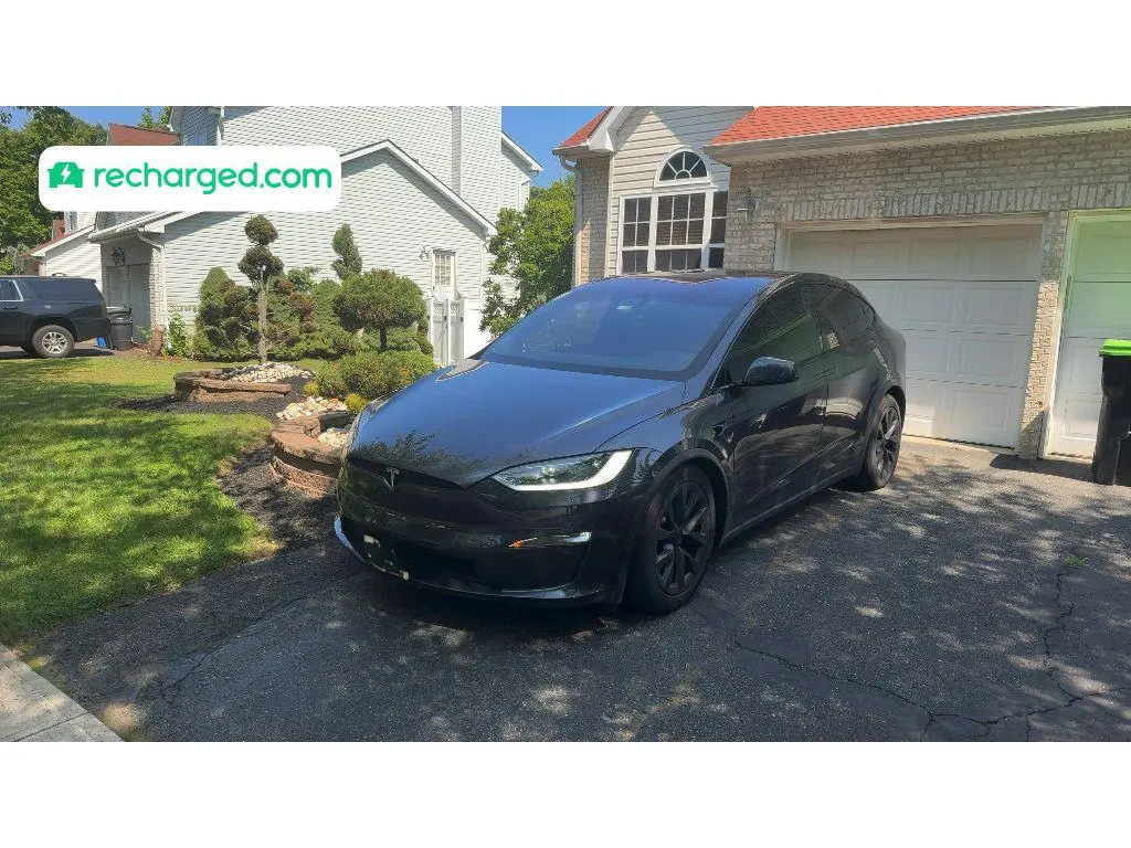 2025 Tesla Model X Long Range