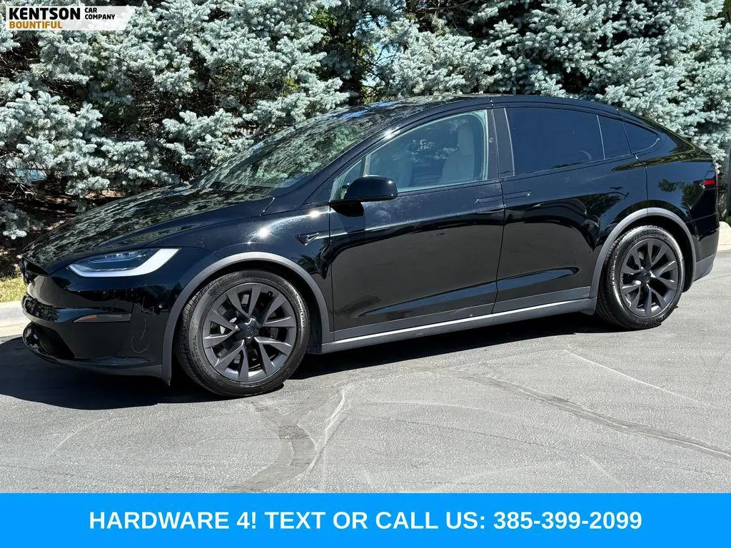 2023 Tesla Model X Standard Range