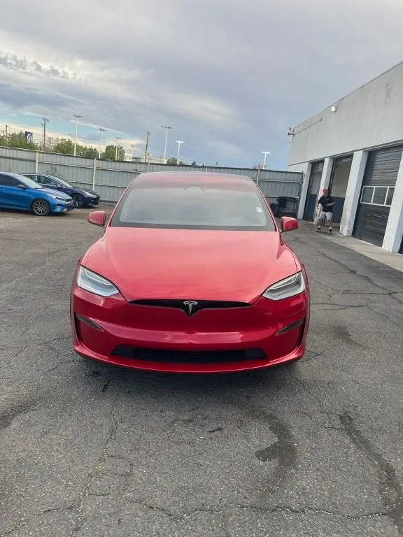 2023 Tesla Model X Standard Range