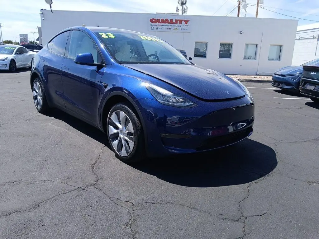 2023 Tesla Model Y Long Range