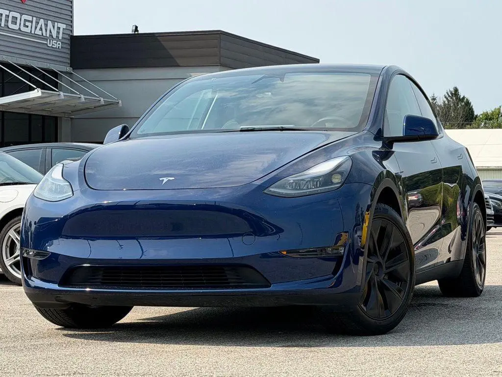2024 Tesla Model Y Long Range