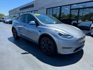 2024 Tesla Model Y Long Range