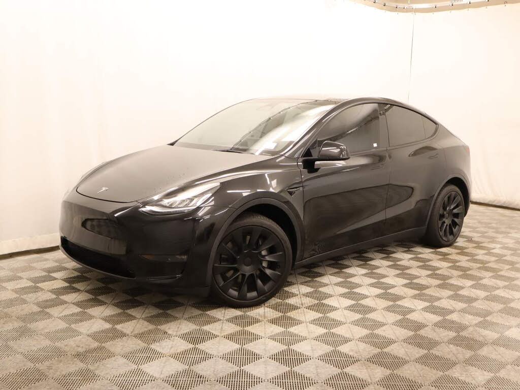 2023 Tesla Model Y Long Range