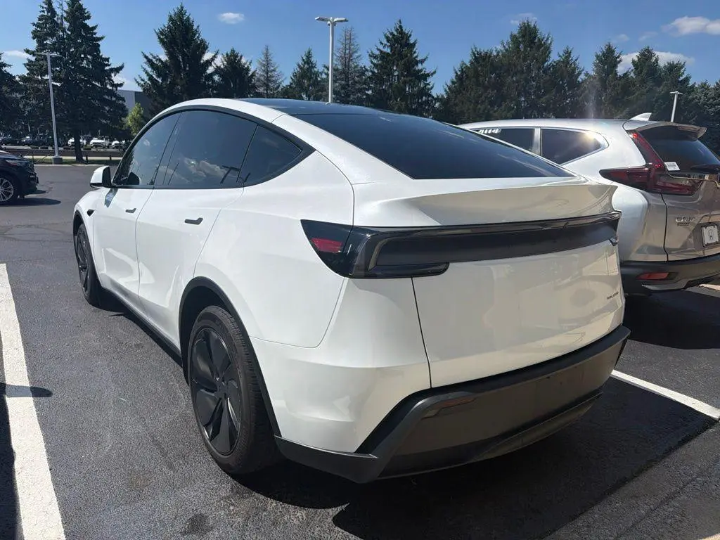 2026 Tesla Model Y Long Range
