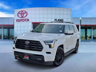 2023 Toyota Sequoia SR5