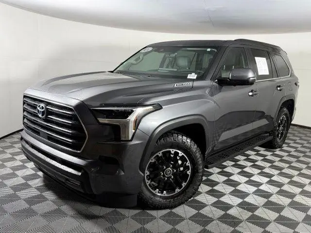 2024 Toyota Sequoia SR5