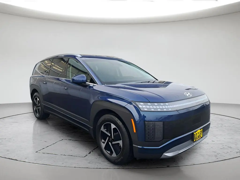2026 Hyundai Ioniq 9 SE