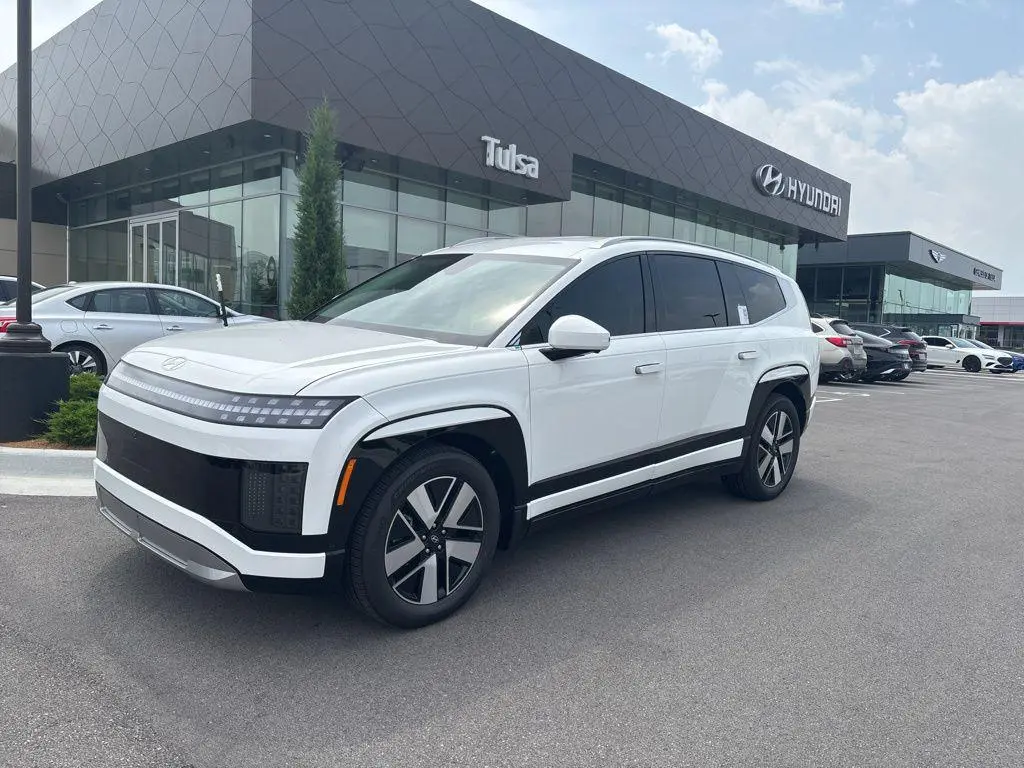 2026 Hyundai Ioniq 9 SEL