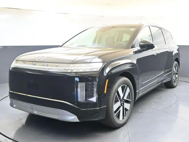 2026 Hyundai Ioniq 9 SEL