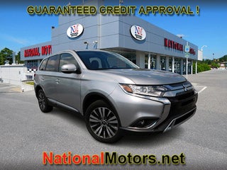 2020 Mitsubishi Outlander SE
