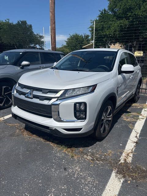 2026 Mitsubishi Outlander Sport ES