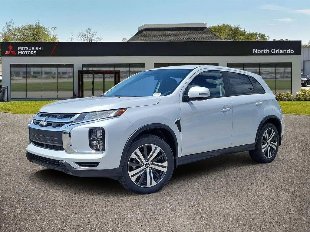 2026 Mitsubishi Outlander Sport SE
