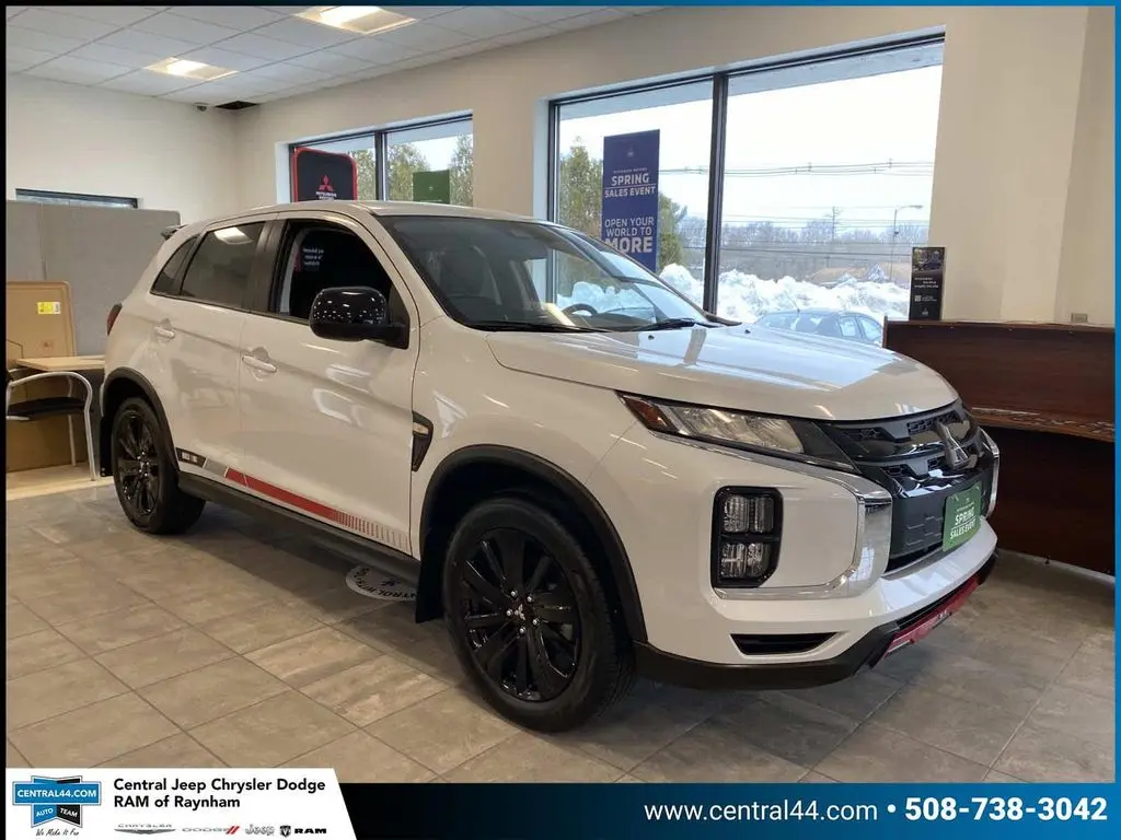 2024 Mitsubishi Outlander Sport ES