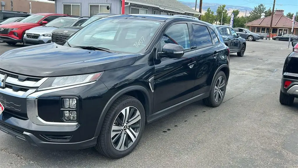 2024 Mitsubishi Outlander Sport ES