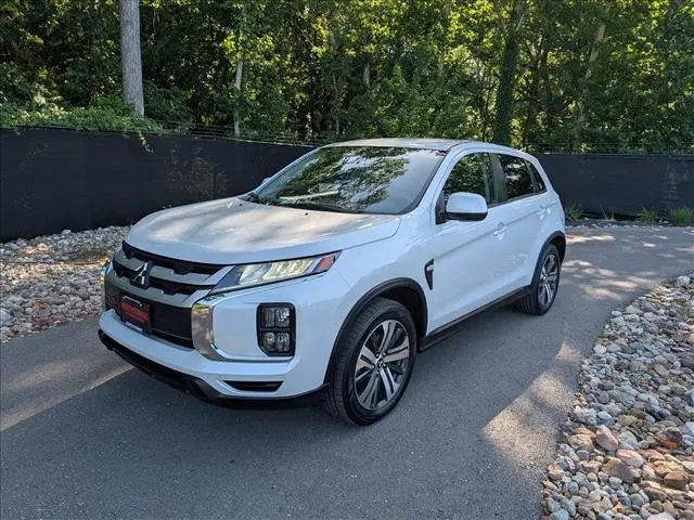 2024 Mitsubishi Outlander Sport ES