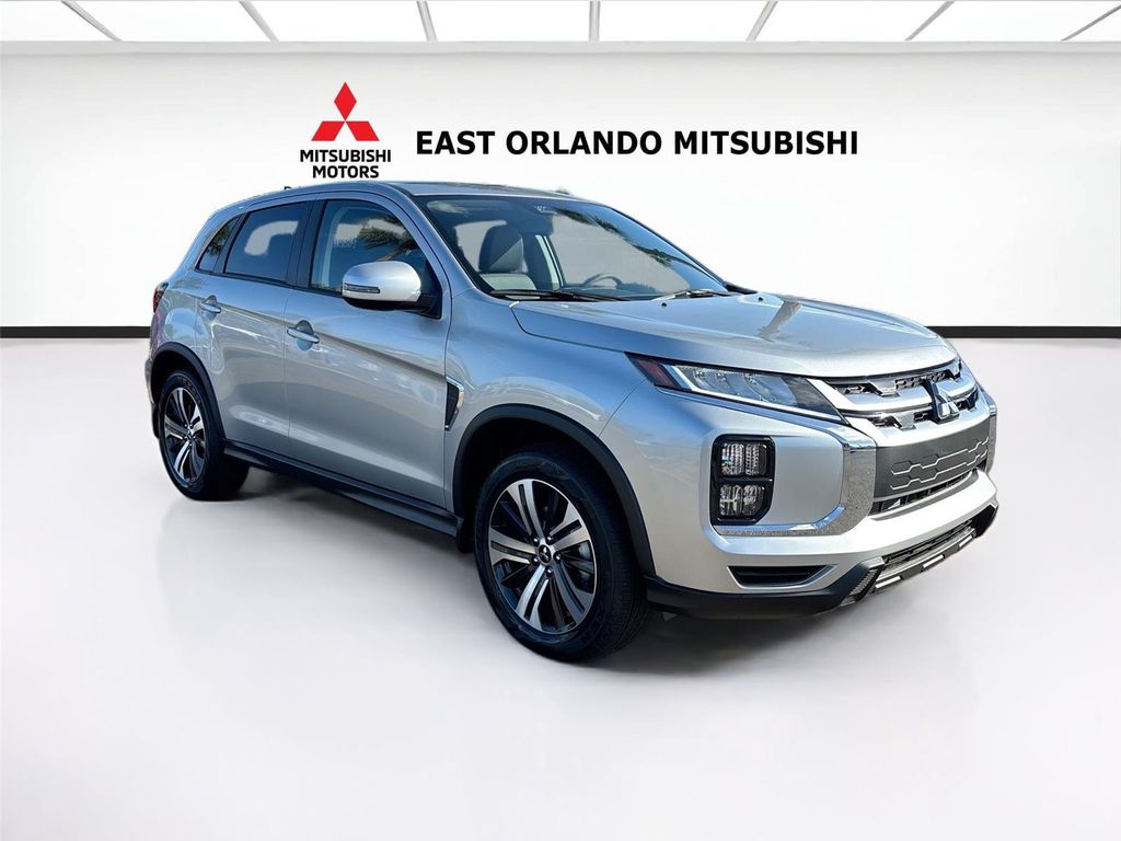 2026 Mitsubishi Outlander Sport SE