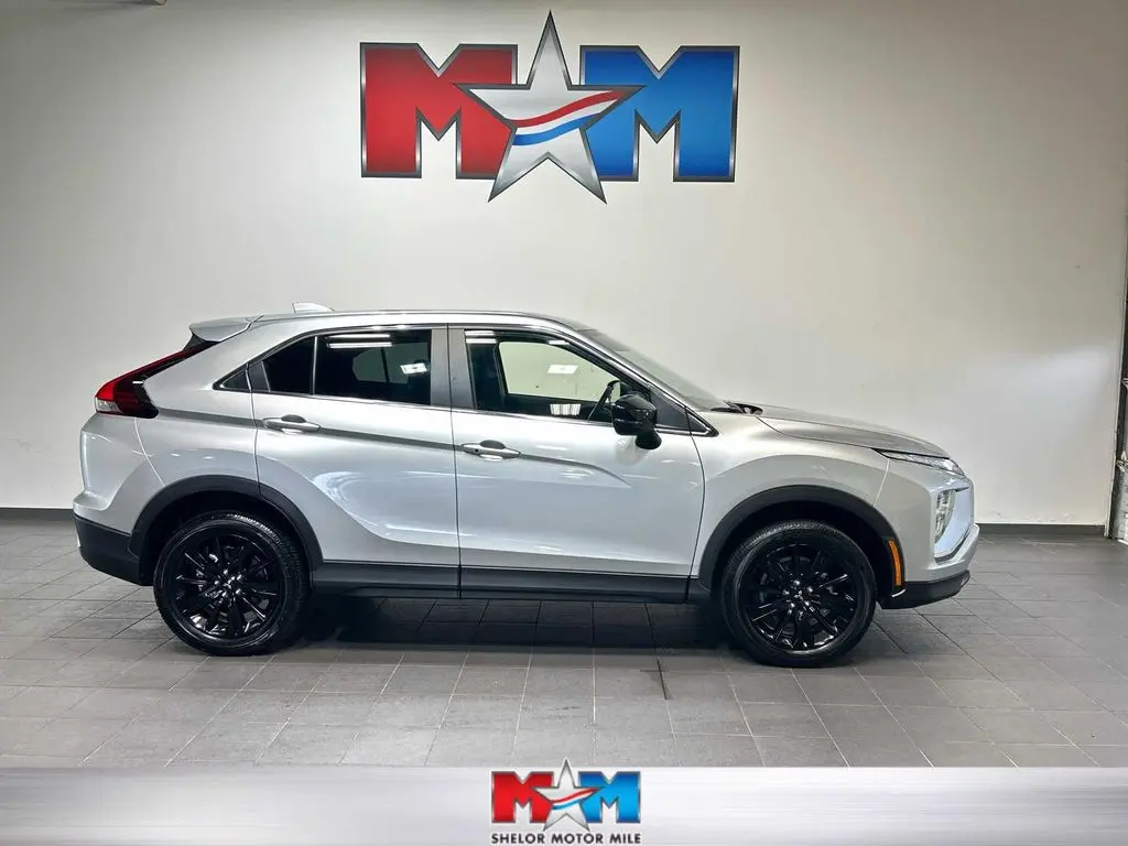 2025 Mitsubishi Eclipse Cross LE